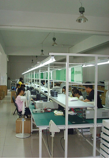 Netzteilproduktion 
