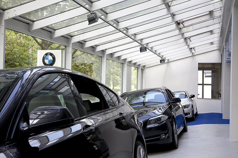 Beleuchtung für Autohaus 